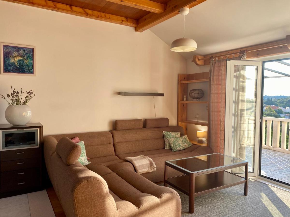 Apartmani Luka Zrnovo Dış mekan fotoğraf
