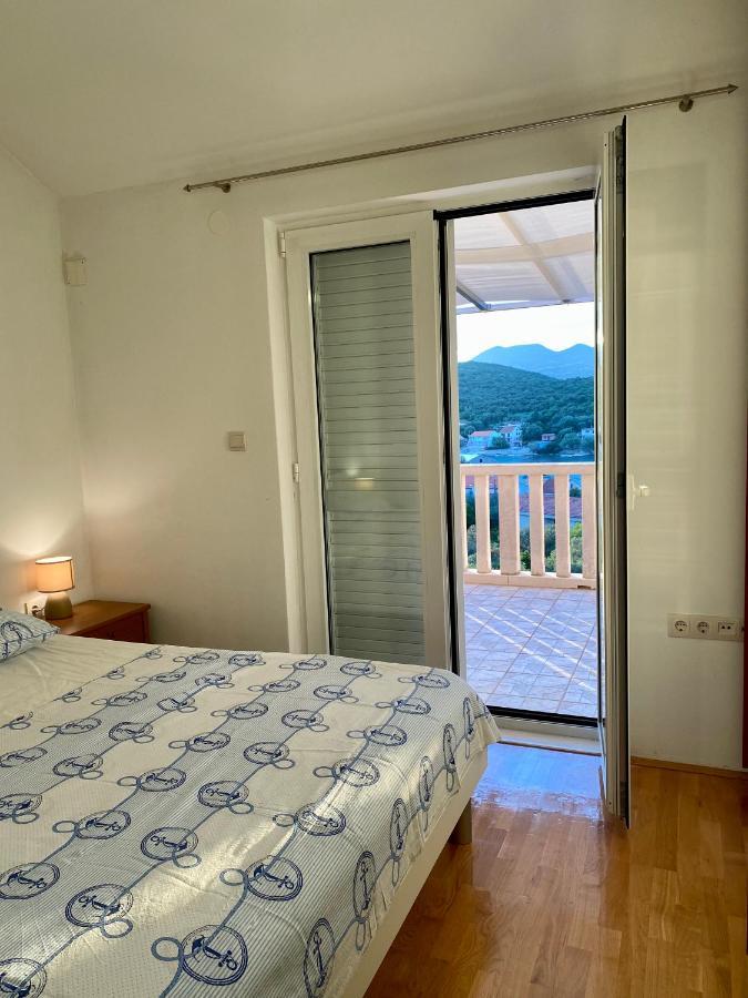 Apartmani Luka Zrnovo Dış mekan fotoğraf
