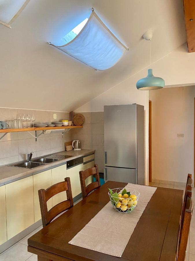 Apartmani Luka Zrnovo Dış mekan fotoğraf